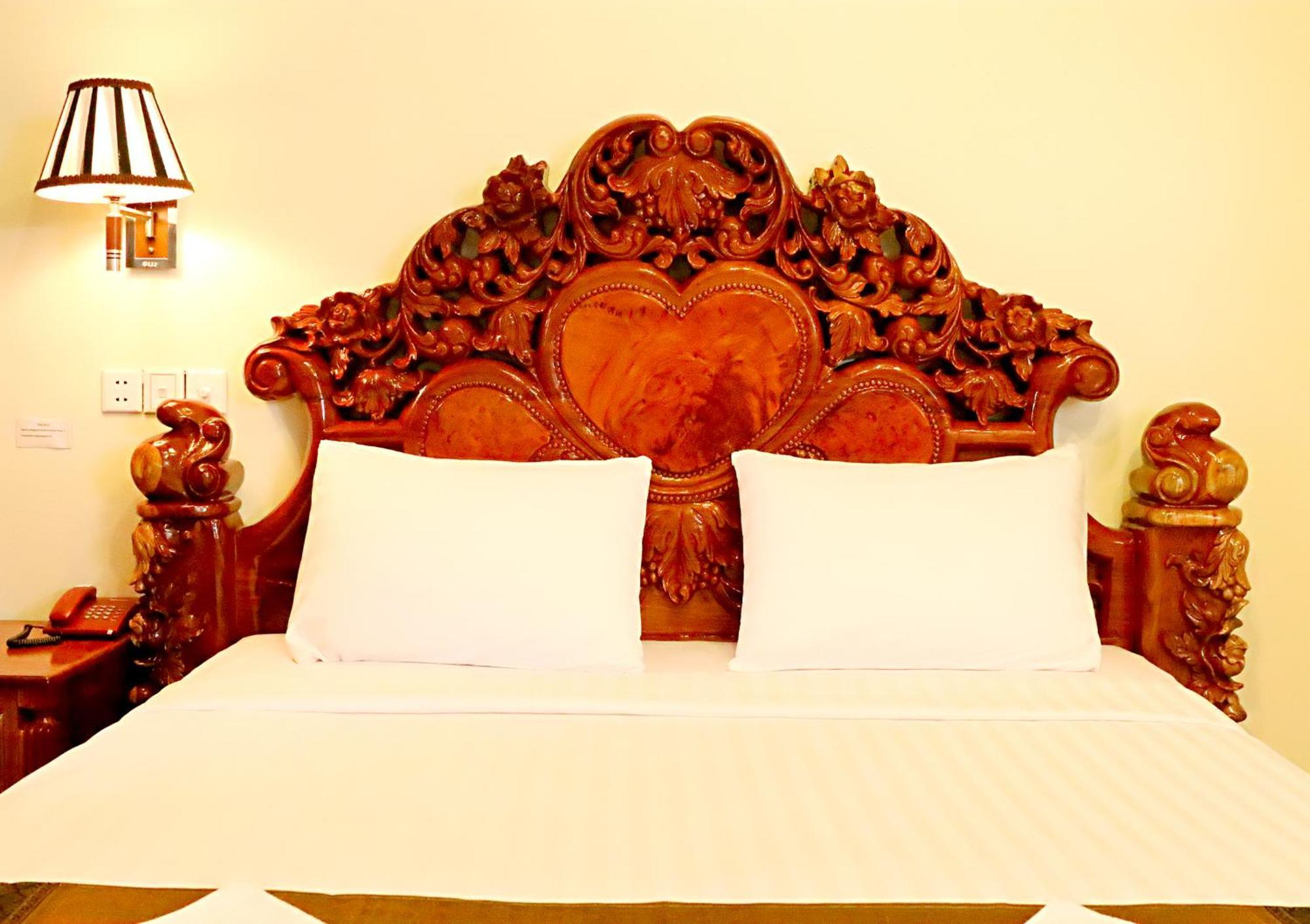 Angkor Comfort Hotel Battambang Quarto foto