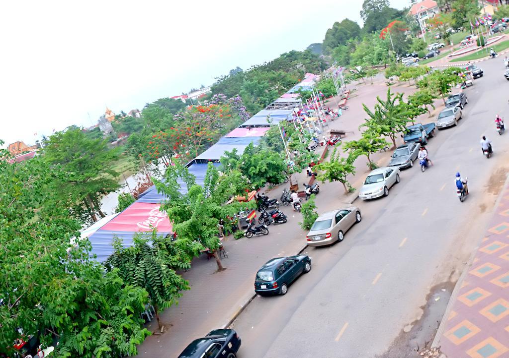 Angkor Comfort Hotel Battambang Exterior foto